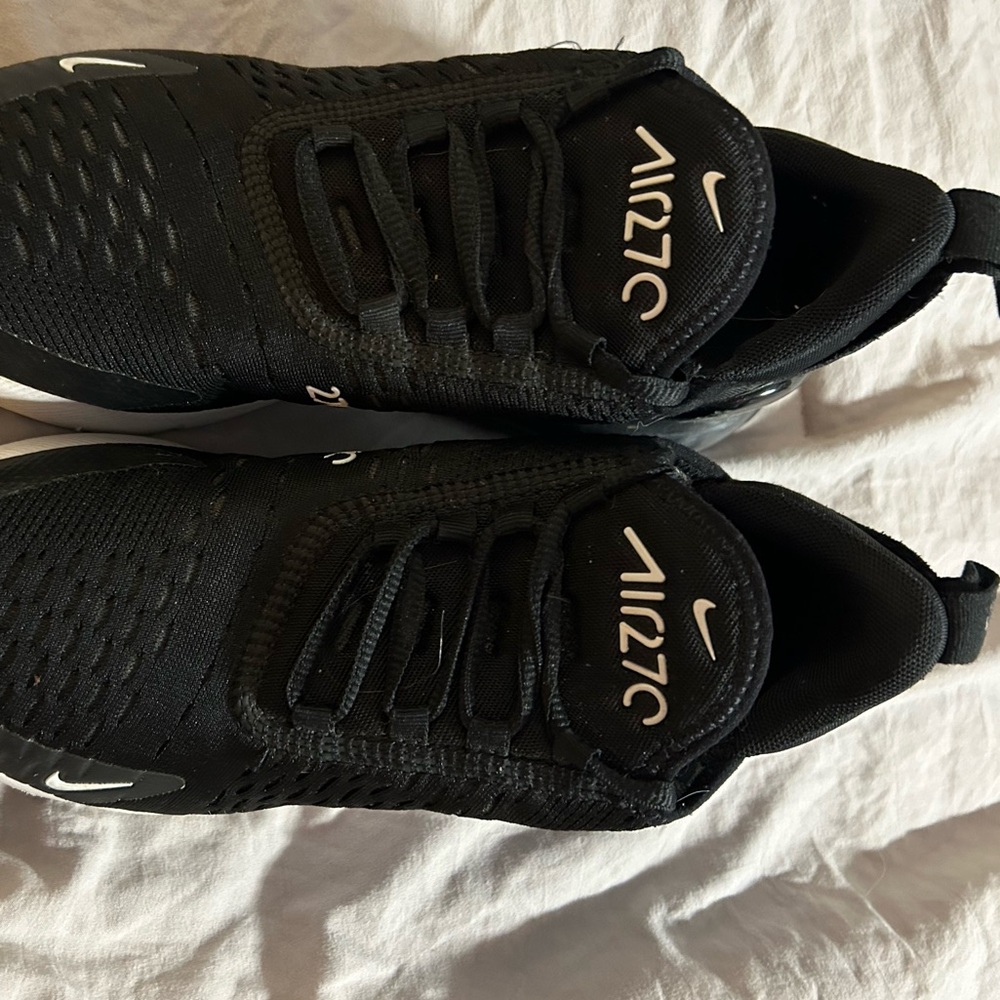 Air max 270 womens size 6